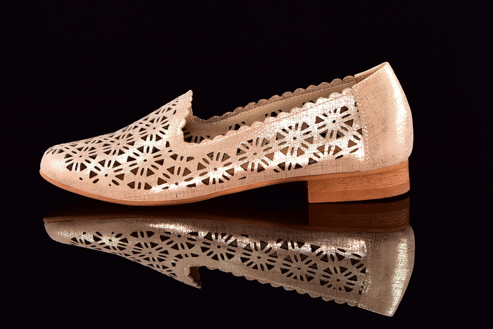 Baleriny Lords Półbuty Ażurowe LAURA PIACCI 456 Fiera złoty - zdjęcie 1