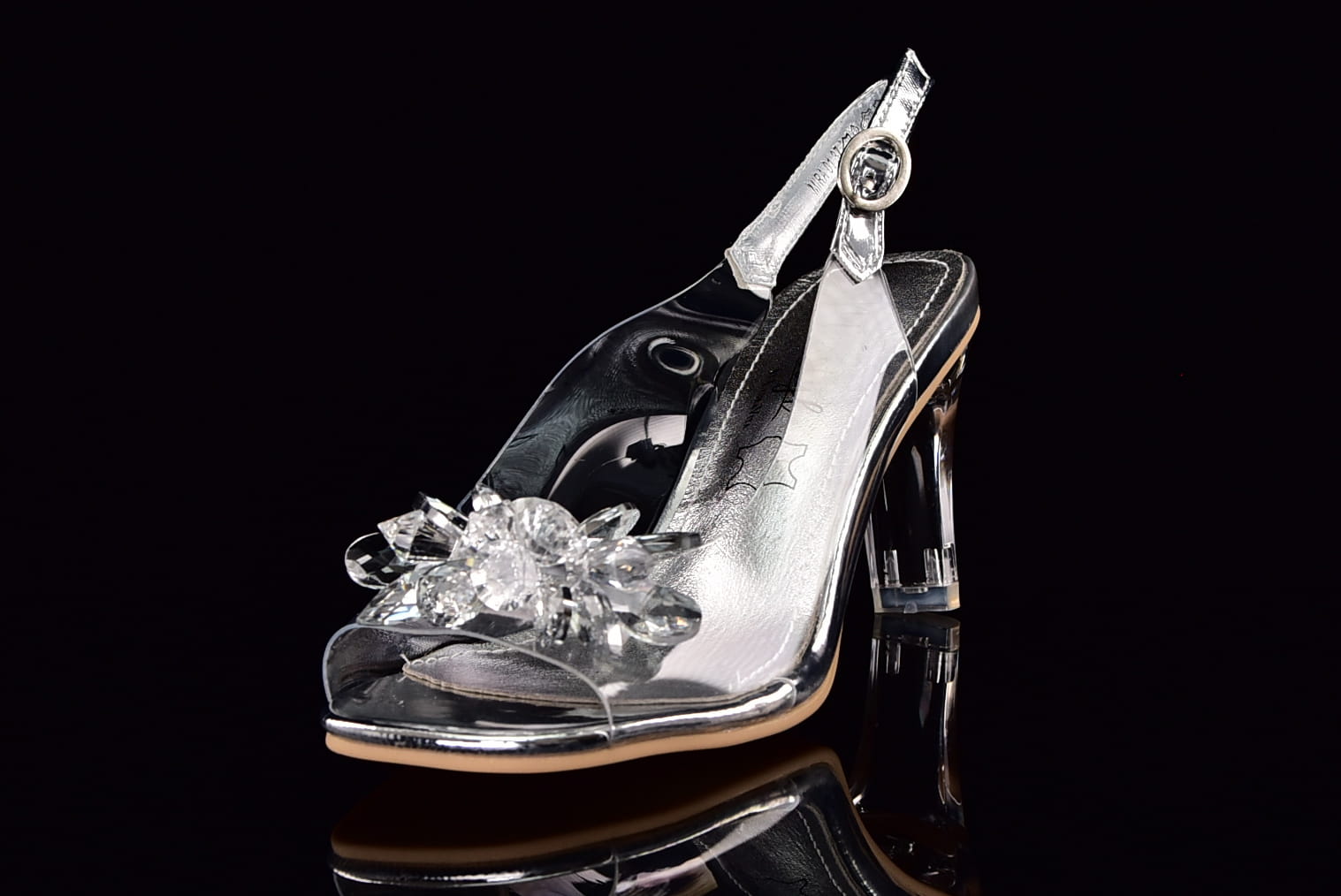 Eleganckie Sandały Silikonowe Na Przezroczystym Obcasie Misstyl Laura Vita 3278-1 Blanc/Srebrny - zdjęcie 2