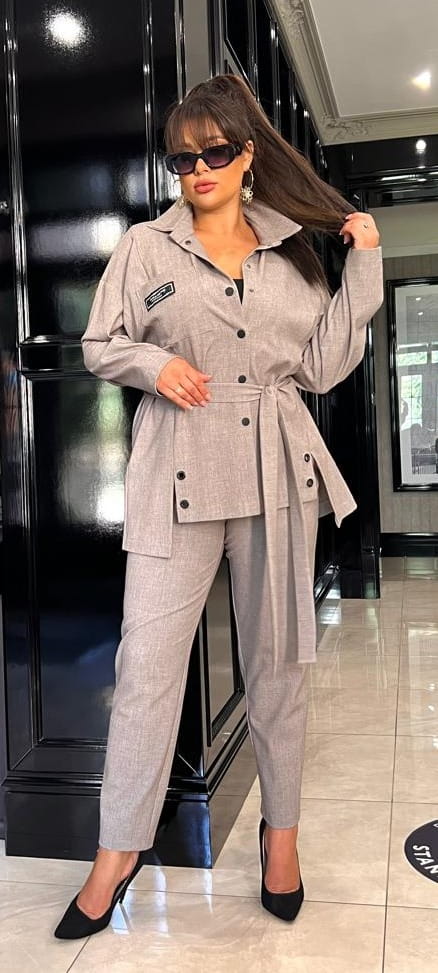 Garnitur Dla Większych Pań Zestaw Sportowa Elegancja NP 3499 Beż