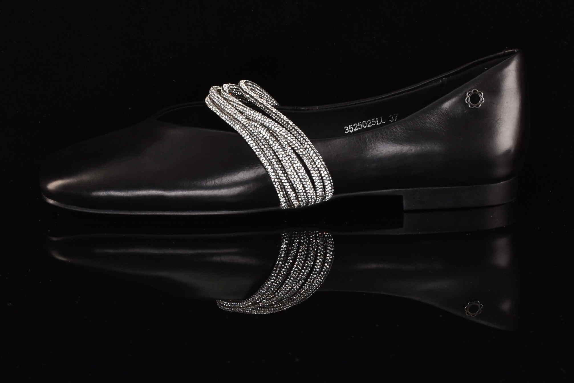 Ekskluzywne Skórzane Baleriny Szyk i Ekstrawagancja TUFFONI 3525025LL Czarny - zdjęcie 2