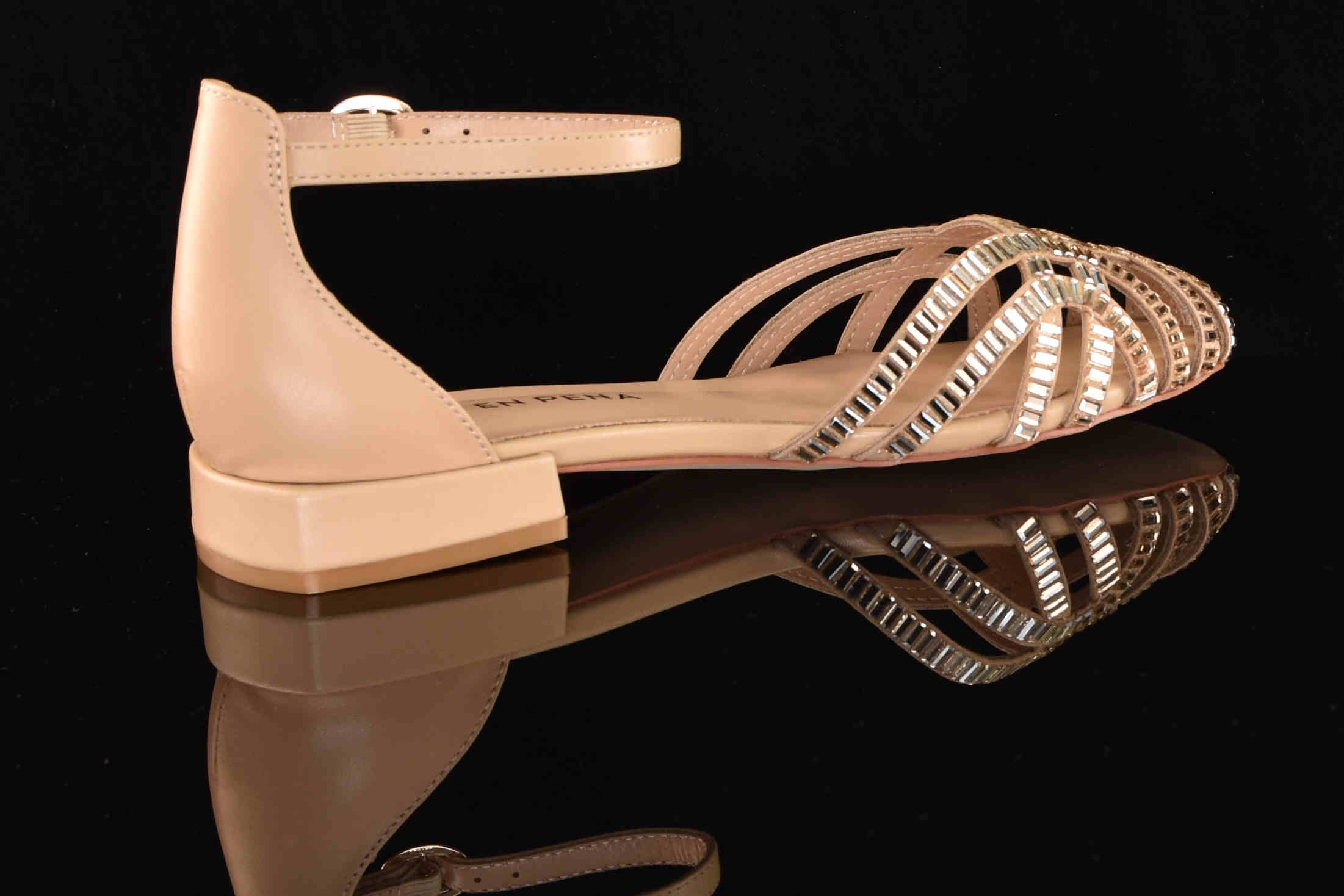 Eleganckie Sandały ze Skóry Naturalnej z Kryształkami Rozmiary Do 42 ALMA EN PENA V250411 Napa Sand/Beż - zdjęcie 4