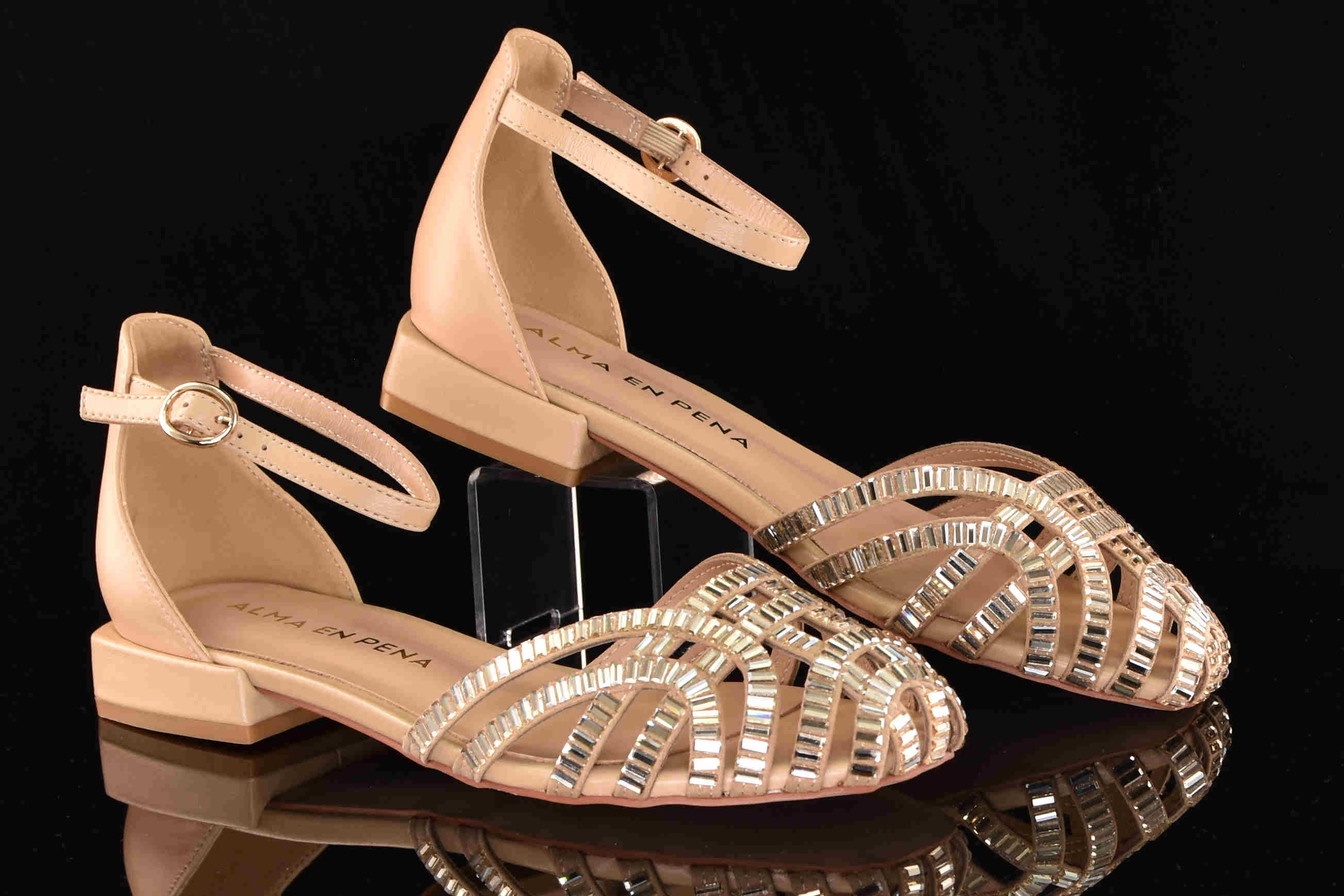 Eleganckie Sandały ze Skóry Naturalnej z Kryształkami Rozmiary Do 42 ALMA EN PENA V250411 Napa Sand/Beż - zdjęcie 8