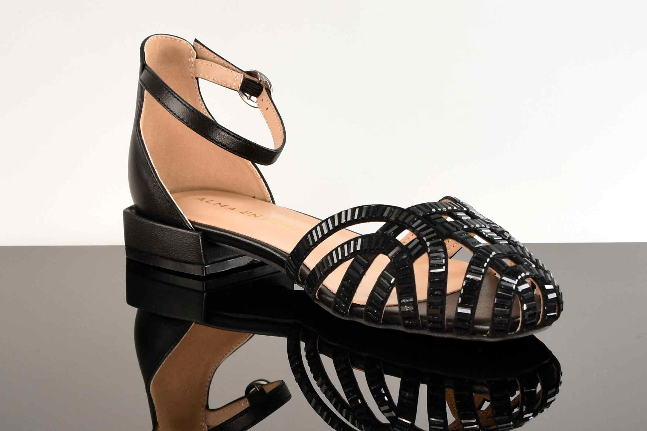 Eleganckie Sandały ze Skóry Naturalnej z Kryształkami Rozmiary Do 42 ALMA EN PENA V250411 Napa Black/Czarny - zdjęcie 3