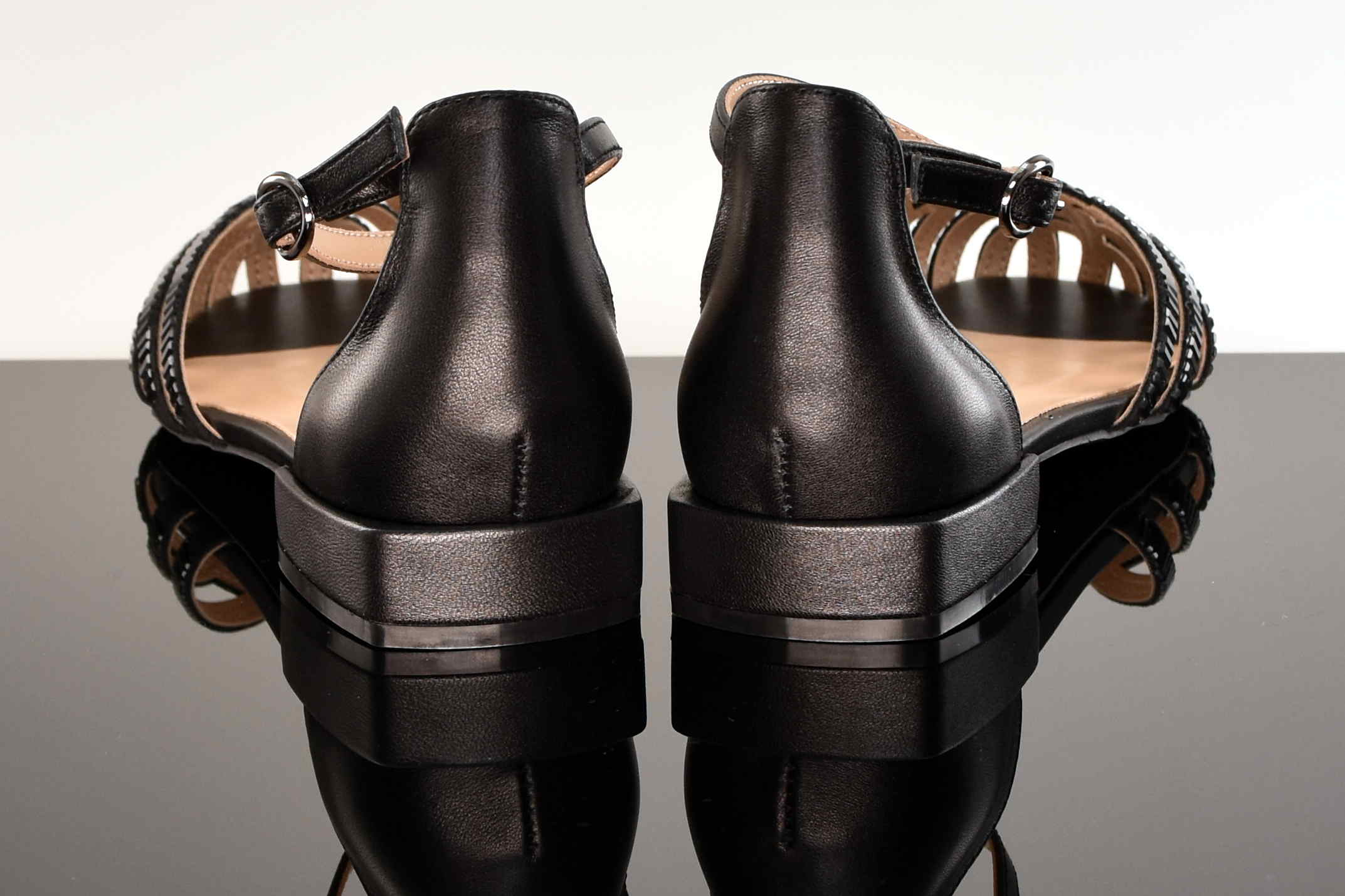 Eleganckie Sandały ze Skóry Naturalnej z Kryształkami Rozmiary Do 42 ALMA EN PENA V250411 Napa Black/Czarny - zdjęcie 5