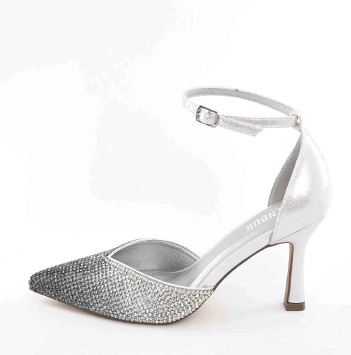 Blask, który przyciąga spojrzenia –Spektakularne Sandałki w Odcieniu Cieniowanego Srebra MENBUR AM73509 Plata/Srebrny - zdjęcie 6