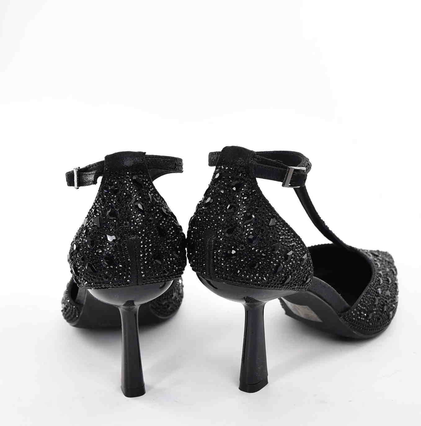 Czółenka Damskie Esencja Klasy Elegancji i Ponadczasowego Stylu MENBUR AM71401 Negro/Czarny - zdjęcie 3