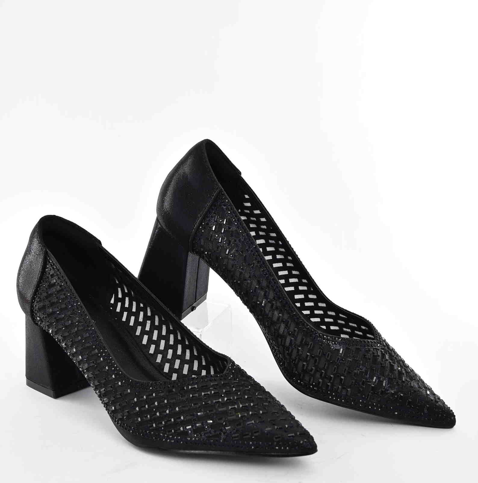 Elegancja i Subtelny Blask Damskie Czółenka MENBUR AM72101 Negro/Czarny - zdjęcie 6