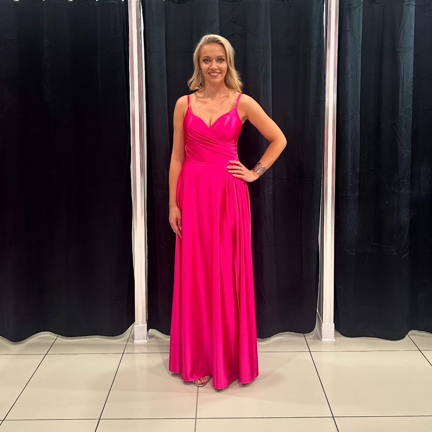 Odzież damska – wyjątkowy styl – model 158 - zdjęcie 1