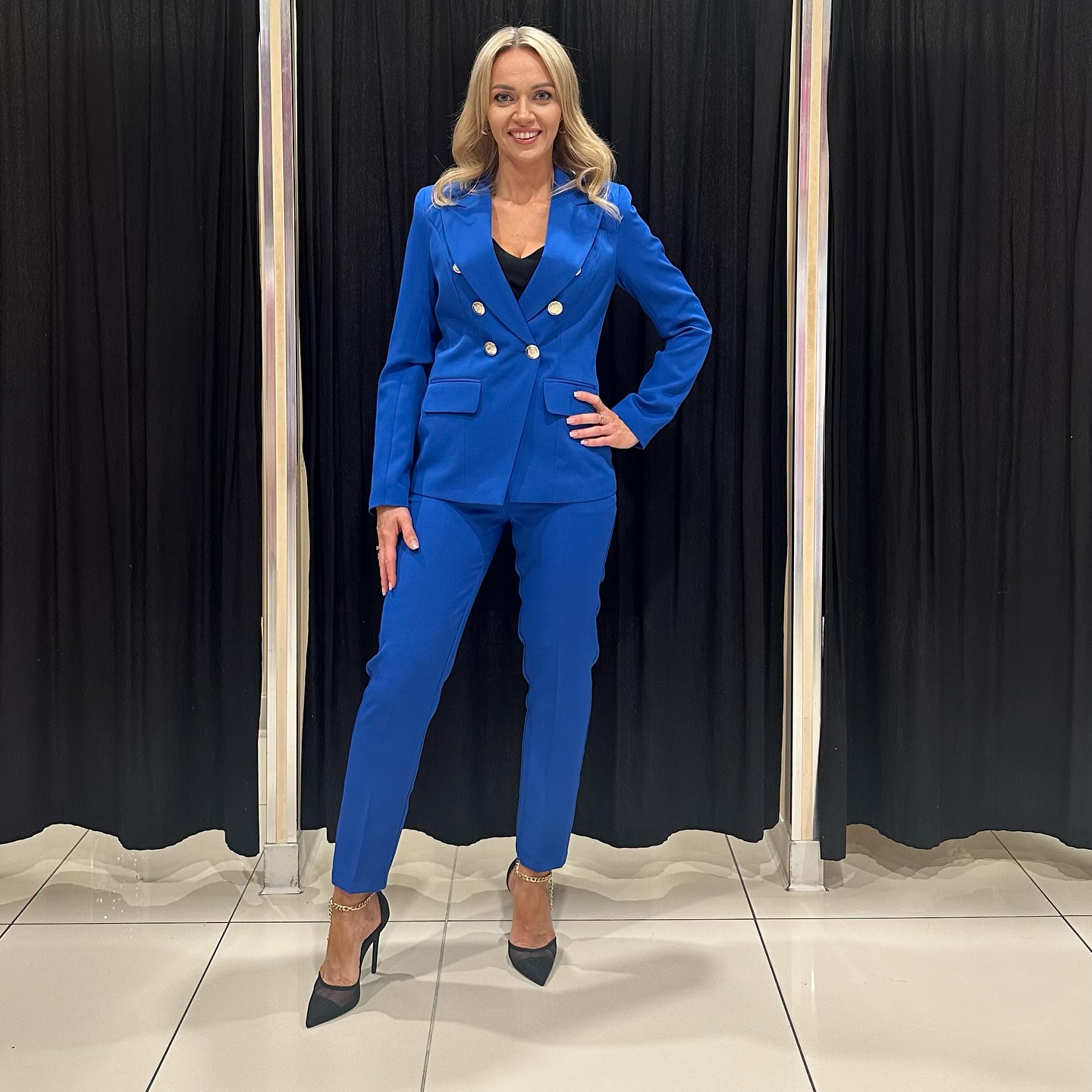 Elegancka sukienka – wyjątkowy wygląd – model 58 - zdjęcie 1