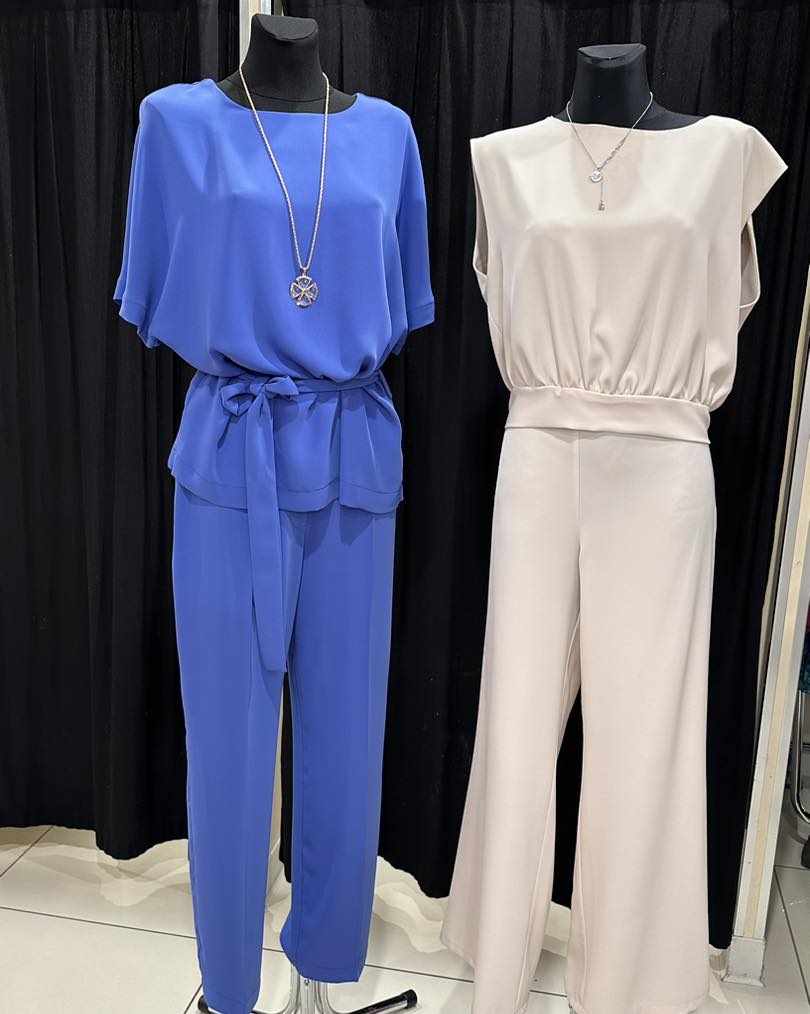 Stylowa sukienka – podkreślająca sylwetkę – model 112 - zdjęcie 1