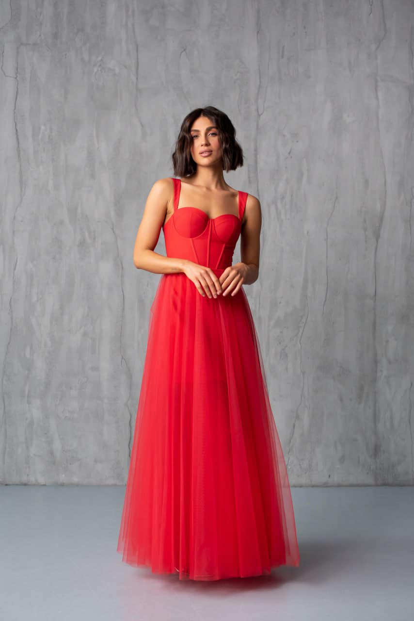 Moda damska – codzienna elegancja – model 9 - zdjęcie 1