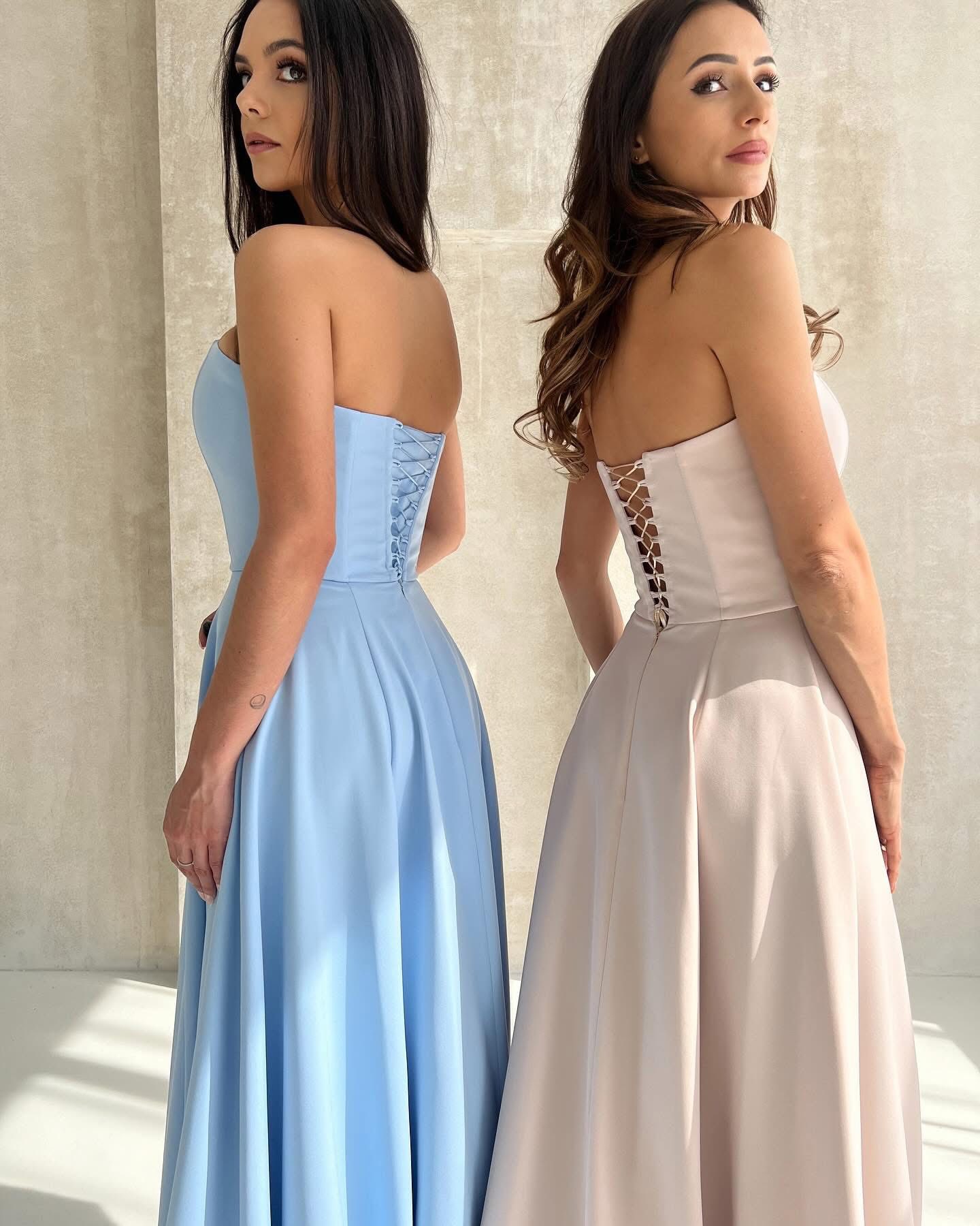 Damska odzież – elegancki minimalizm – model 17 - zdjęcie 1