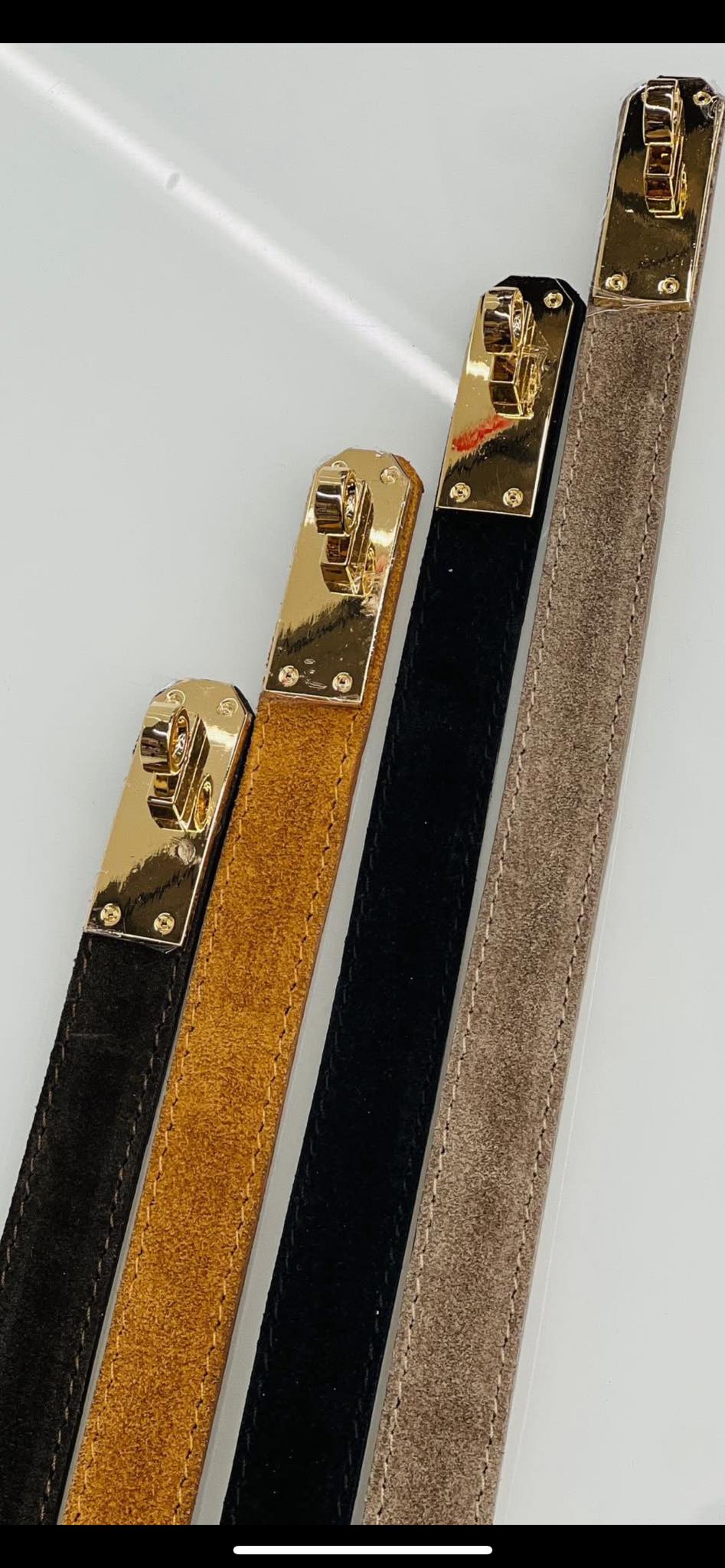 Modna odzież damska – kobiecy wygląd – model 43 - zdjęcie 1