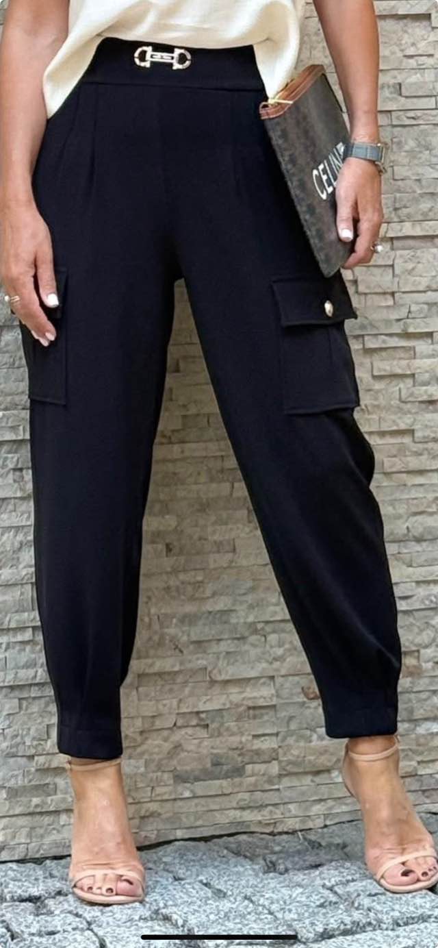 Stylowa odzież damska – elegancki wybór – model 58 - zdjęcie 1