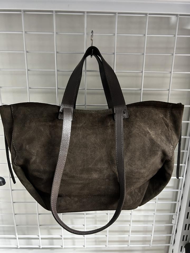 Galanteria skórzana – styl i funkcjonalność