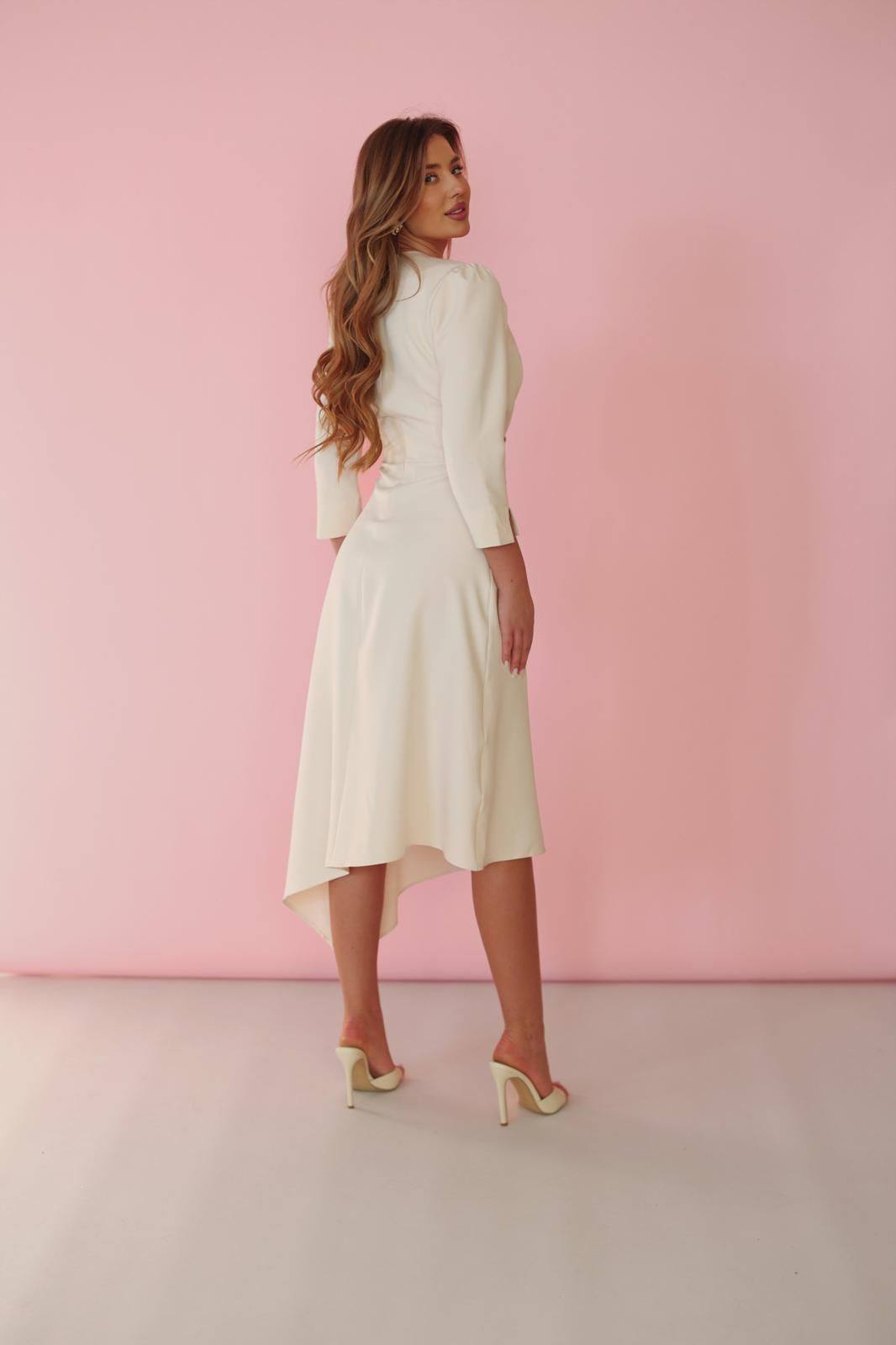 Odzież damska – subtelny styl – model 36 - zdjęcie 1