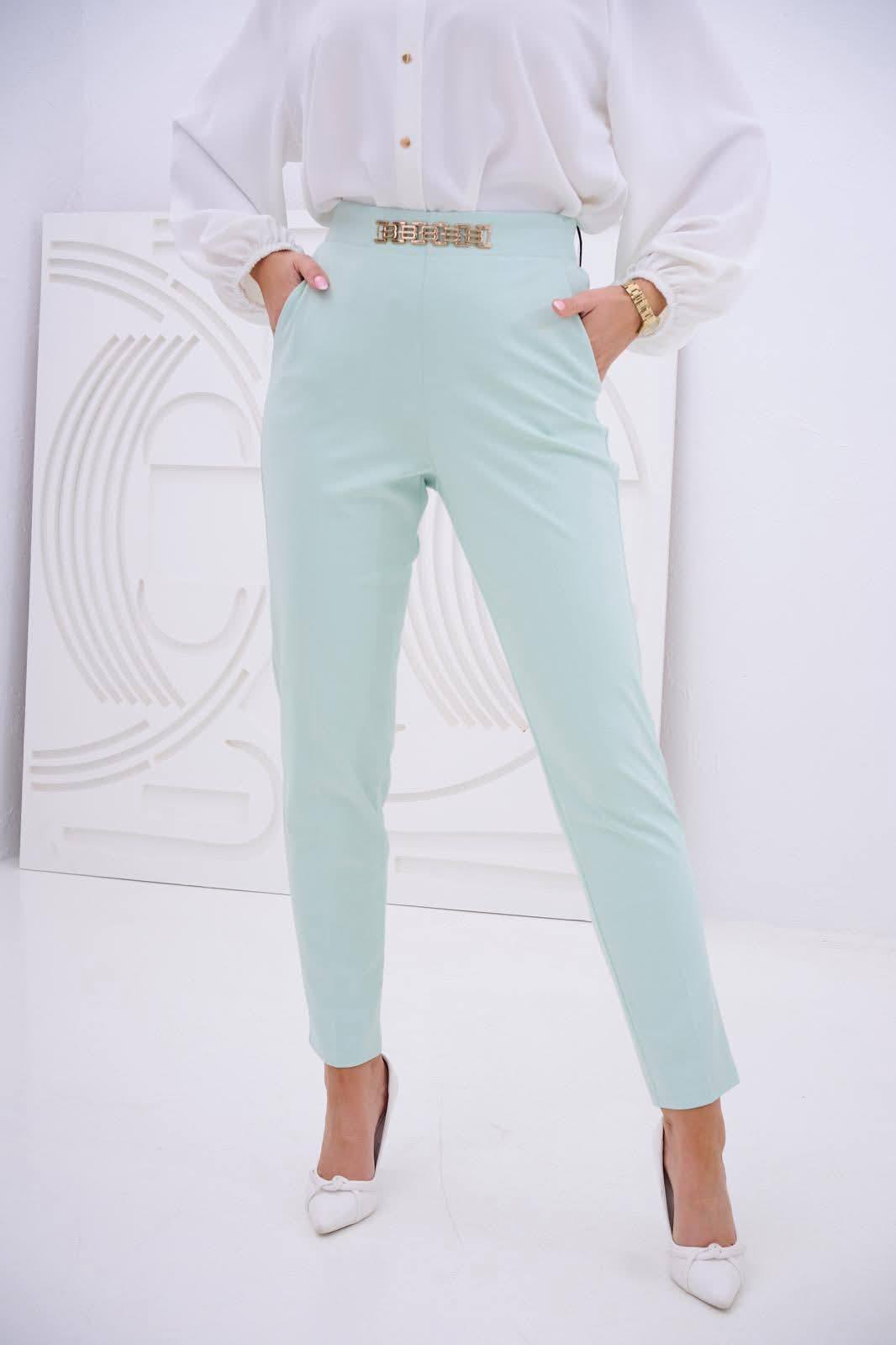 Damska odzież – modna elegancja – model 150 - zdjęcie 1