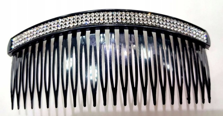 Biżuteria – subtelny detal garderoby