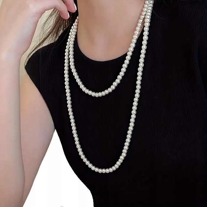 Biżuteria – ozdobna kompozycja