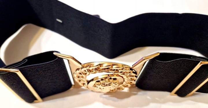 Biżuteria – subtelny element ubioru