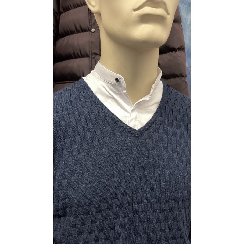 Moda męska – elegancka linia ubrań – model 2 - zdjęcie 1