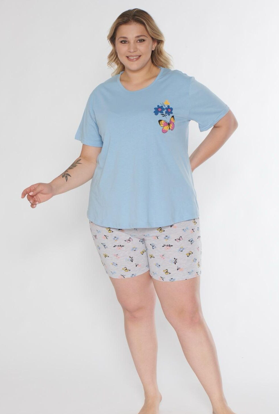 Piżama Damska Krótki Rękaw Szorty Morella GOLD Duże Rozmiary kod;GD-1-5002-2 Rozmiar; 1XL-2XL-3XL-4XL